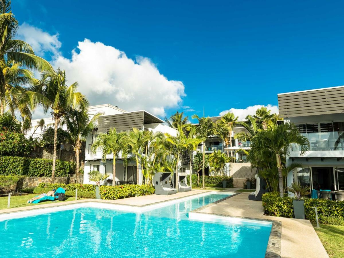 Beachfront & Pool Serviced With Stunning View - Closest To The Than Apartament Triolet